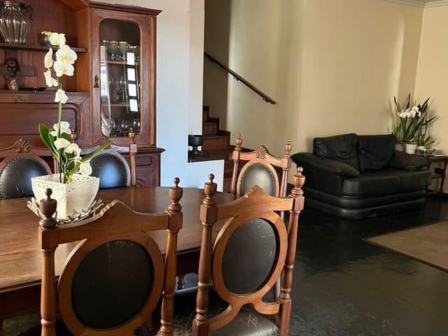 Casa 3 quartos e 2 banheiros, à venda, no bairro Jardim Alvorada em Cambé