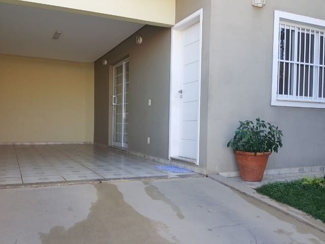 Foto do Casa - Casa com 2 dormitórios para alugar, 102 m² - Jardim Florência - Vinhedo/SP | Sterzeck Imóveis