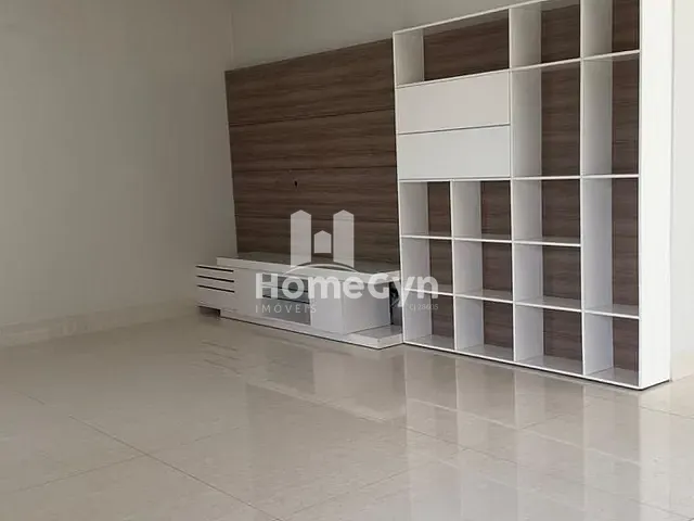 Casa com 900m² 4 quartos e 6 banheiros, para alugar, no bairro Residencial Alphaville Flamboyant em Goiânia