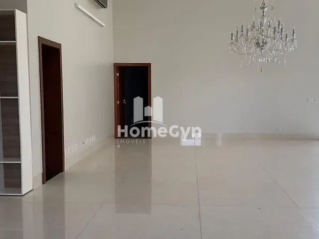 Casa com 900m² 4 quartos e 6 banheiros, para alugar, no bairro Residencial Alphaville Flamboyant em Goiânia