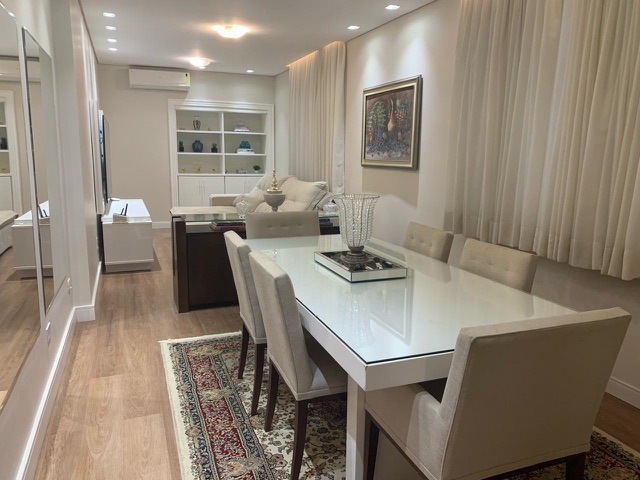 Casa com 543m² 5 quartos e 4 banheiros, à venda, no bairro Jardim Paulista em São Paulo