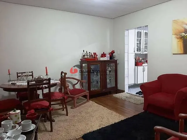 Casa com 181m² 3 quartos e 2 banheiros, à venda, no bairro Santa Maria em São Caetano do Sul