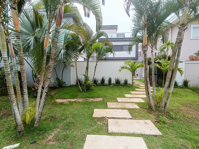 Casa 4 quartos e 6 banheiros, à venda, no bairro Recreio dos Bandeirantes em Rio de Janeiro