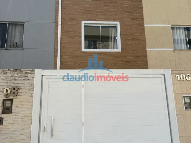 Casa com 232m² 2 quartos e 2 banheiros, à venda, no bairro Colônia Santo Antônio em Barra Mansa