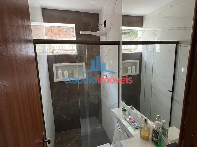 Casa com 232m² 2 quartos e 2 banheiros, à venda, no bairro Colônia Santo Antônio em Barra Mansa
