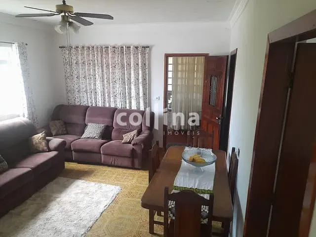 Casa 6 quartos e 4 banheiros, à venda, no bairro Vila Jussara em Carapicuíba