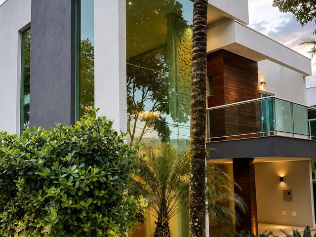 Casa com 316m² 3 quartos e 5 banheiros, para alugar, no bairro Esperança em Londrina