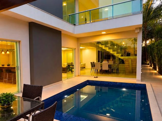Casa com 316m² 3 quartos e 5 banheiros, para alugar, no bairro Esperança em Londrina