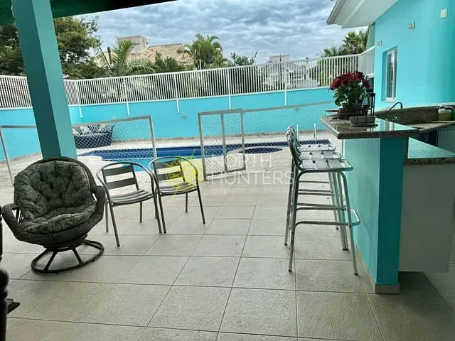 Casa com 450m² 3 quartos e 5 banheiros, à venda, no bairro Jurerê em Florianópolis