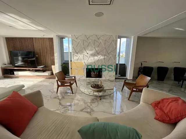 Casa com 450m² 5 quartos e 8 banheiros, à venda, no bairro Condomínio Residencial Jaguary em São José dos Campos