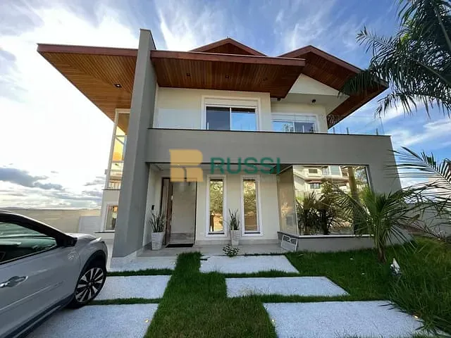 Casa com 450m² 5 quartos e 8 banheiros, à venda, no bairro Condomínio Residencial Jaguary em São José dos Campos