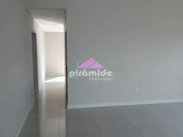 Casa com 300m² 3 quartos e 2 banheiros, à venda, no bairro Parque Residencial Nova Caçapava em Caçapava