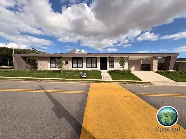 Casa com 378m² 3 quartos e 5 banheiros, à venda, no bairro Jardim Villagio Milano em Sorocaba