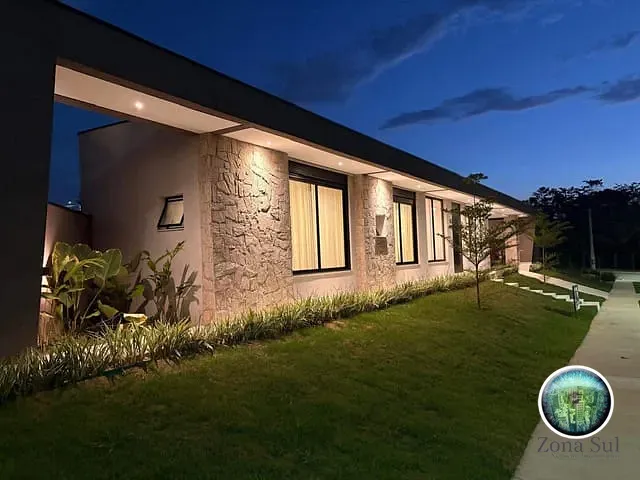 Casa com 378m² 3 quartos e 5 banheiros, à venda, no bairro Jardim Villagio Milano em Sorocaba
