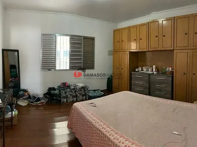 Casa 2 quartos e 1 banheiro, à venda, no bairro Olímpico em São Caetano do Sul