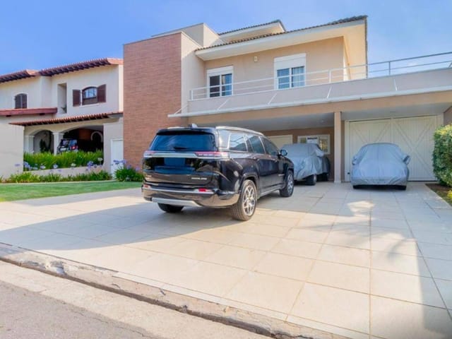 Casa com 565m² 4 quartos e 6 banheiros, à venda, no bairro Alphaville em Barueri