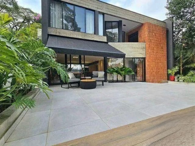 Casa com 384m² 3 quartos e 5 banheiros, à venda, no bairro Brooklin Paulista em São Paulo