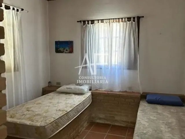 Casa com 250m² 2 quartos e 2 banheiros, à venda, no bairro Itaguá em Ubatuba
