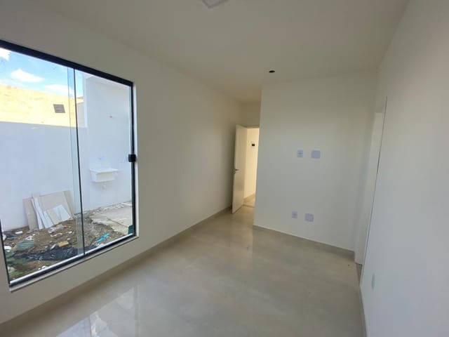 Casa 2 quartos e 2 banheiros, à venda, no bairro Ururaí em Campos dos Goytacazes