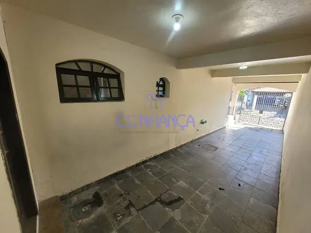 Casa com 200m² 5 quartos e 2 banheiros, para alugar, no bairro Campo Grande em Rio de Janeiro