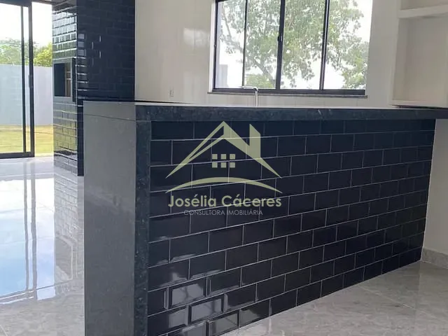 Casa com 300m² 3 quartos e 3 banheiros, à venda, no bairro Água Fria em Chapada dos Guimarães