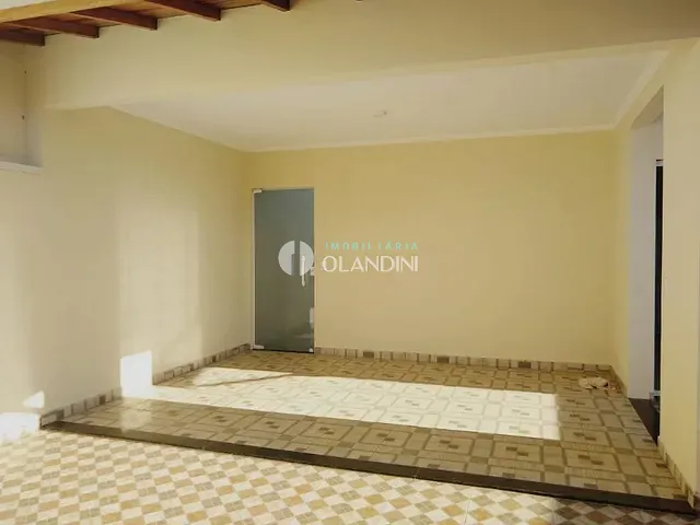 Casa com 150m² 2 quartos e 1 banheiro, para alugar, no bairro Parque Residencial Ida Sia em Artur Nogueira