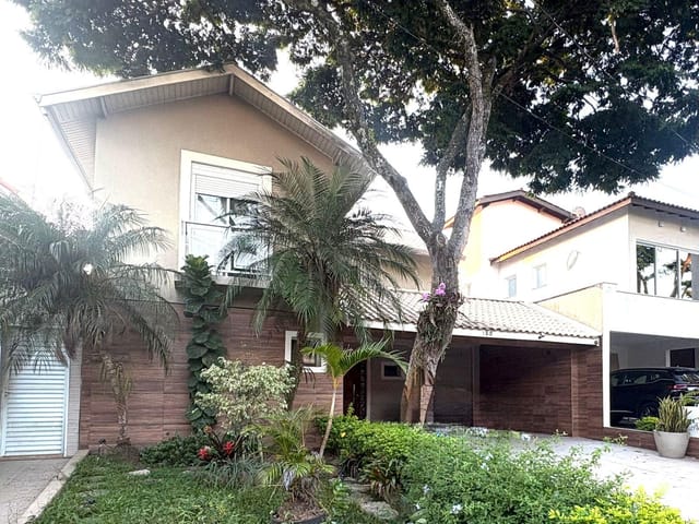 Casa com 400m² 4 quartos e 5 banheiros, à venda ou para alugar, no bairro Alphaville em Santana de Parnaíba