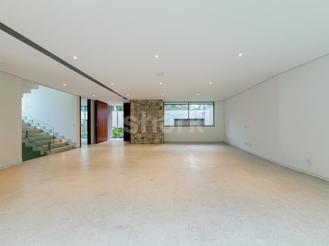 Casa com 450m² 4 quartos e 7 banheiros, à venda, no bairro Jardim Paulista em São Paulo
