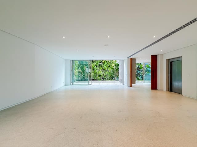 Casa com 450m² 4 quartos e 7 banheiros, à venda, no bairro Jardim Paulista em São Paulo