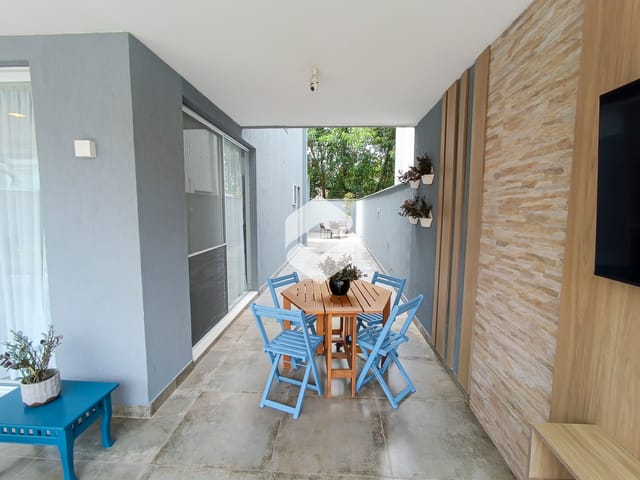 Casa 3 quartos e 4 banheiros, à venda ou para alugar, no bairro Recreio dos bandeirantes  em Rio de Janeiro