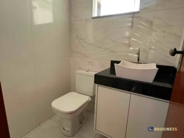 Casa 2 quartos e 2 banheiros, à venda, no bairro riviera em Campos dos Goytacazes