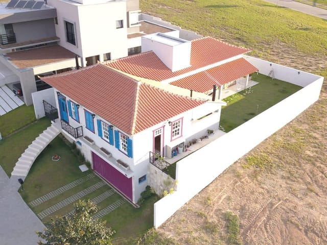 Casa com 495m² 3 quartos e 3 banheiros, à venda, no bairro Condomínio Residencial Alphaville em São José dos Campos