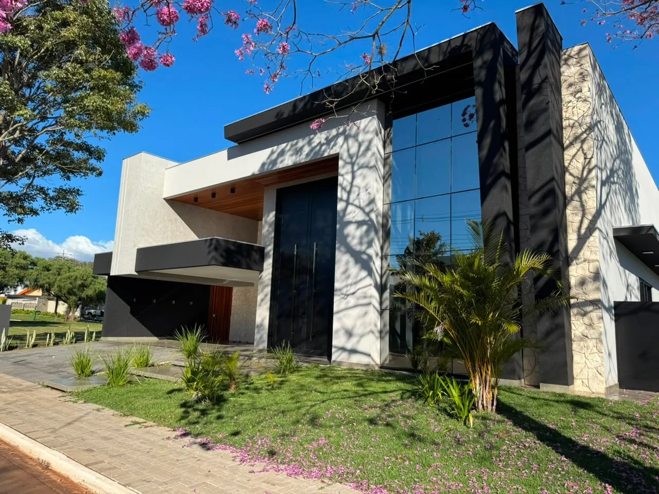 Casa, 4 quartos, 377 m² - Foto 2