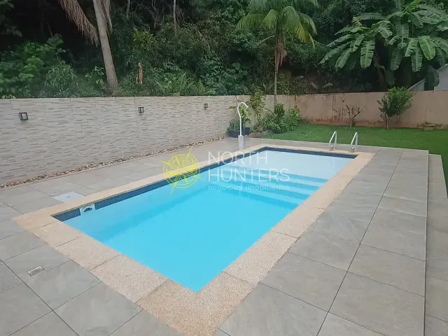 Casa com 2587m² 3 quartos e 4 banheiros, à venda, no bairro Cachoeira do Bom Jesus em Florianópolis
