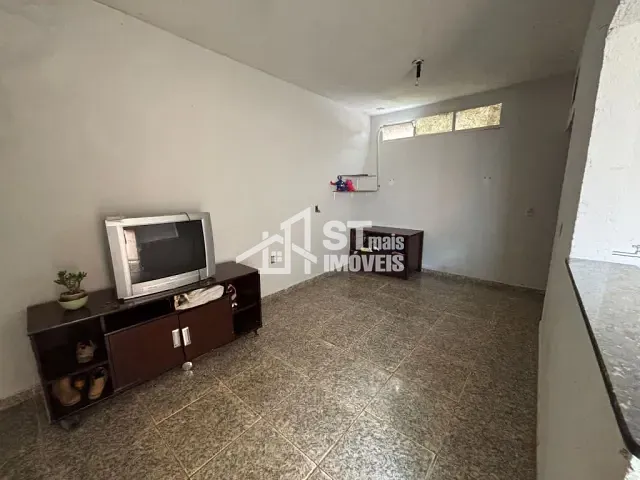 Casa com 152m² 2 quartos e 2 banheiros, à venda, no bairro Centro em Andradas