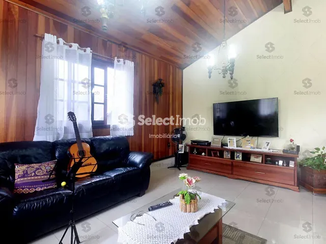 Casa com 527m² 3 quartos e 3 banheiros, à venda, no bairro Santa Luzia em Ribeirão Pires