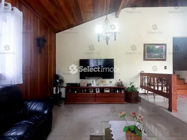 Casa com 527m² 3 quartos e 3 banheiros, à venda, no bairro Santa Luzia em Ribeirão Pires