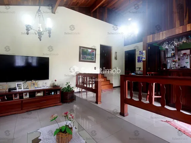Casa com 527m² 3 quartos e 3 banheiros, à venda, no bairro Santa Luzia em Ribeirão Pires
