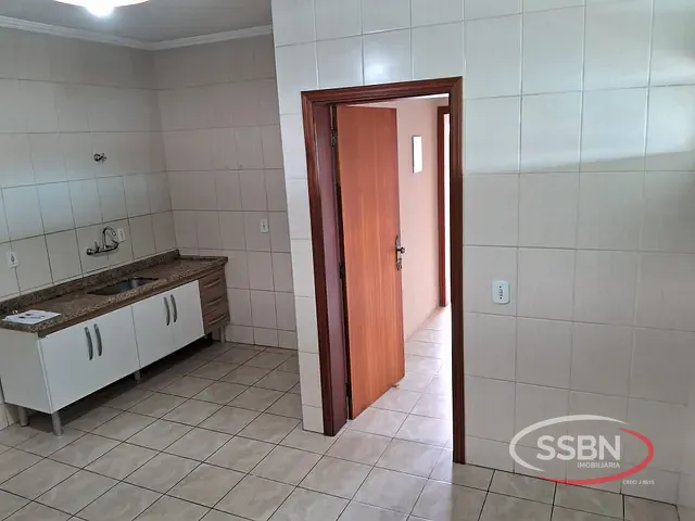 Casa 2 quartos e 1 banheiro, para alugar, no bairro Jardim Bela Vista em Nova Odessa