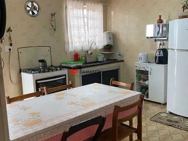 Casa com 4035m² 4 quartos e 3 banheiros, à venda, no bairro Barcelona em São Caetano do Sul