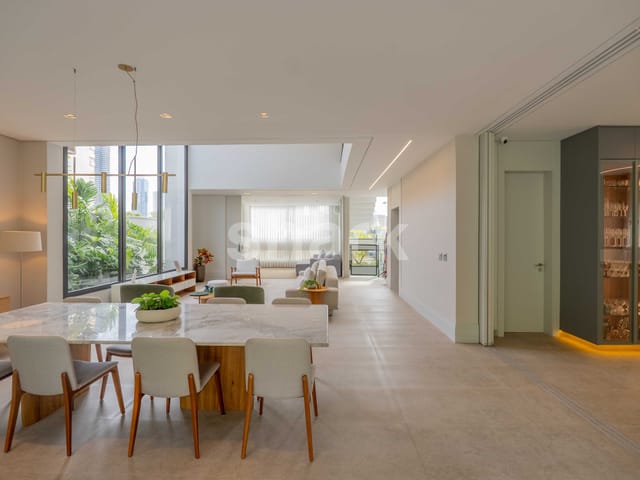 Casa com 537m² 4 quartos e 3 banheiros, à venda, no bairro Alphaville Residencial Dois em Barueri