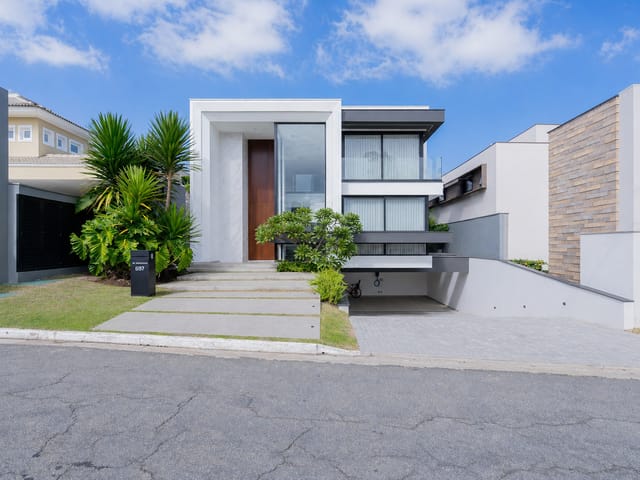 Casa com 537m² 4 quartos e 3 banheiros, à venda, no bairro Alphaville Residencial Dois em Barueri