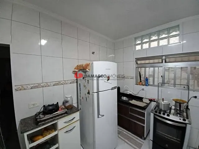 Casa com 146m² 2 quartos e 2 banheiros, à venda, no bairro Vila Valparaíso em Santo André