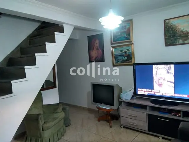 Casa com 90m² 2 quartos e 2 banheiros, à venda, no bairro Vila Jussara em Carapicuíba