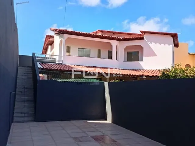 Casa 3 quartos e 2 banheiros, para alugar, no bairro Centro em Lauro de Freitas