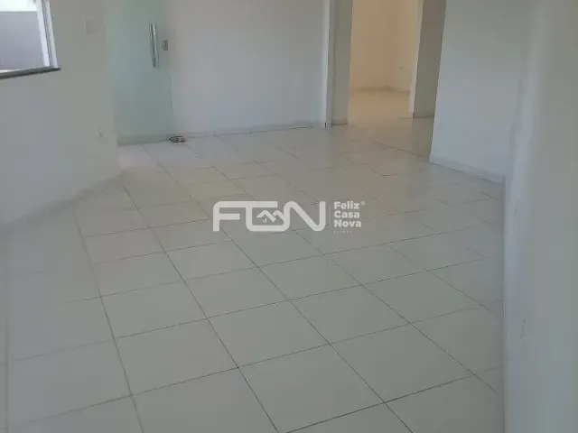 Casa 3 quartos e 2 banheiros, para alugar, no bairro Centro em Lauro de Freitas