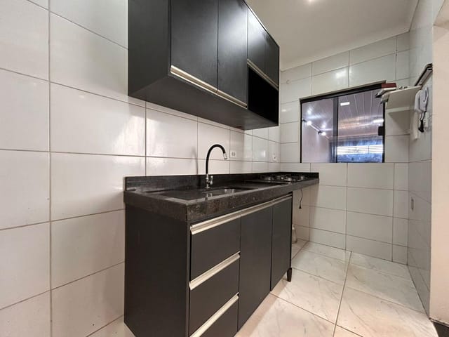 Casa com 120m² 2 quartos e 1 banheiro, para alugar, no bairro Jardim Tókio em Londrina