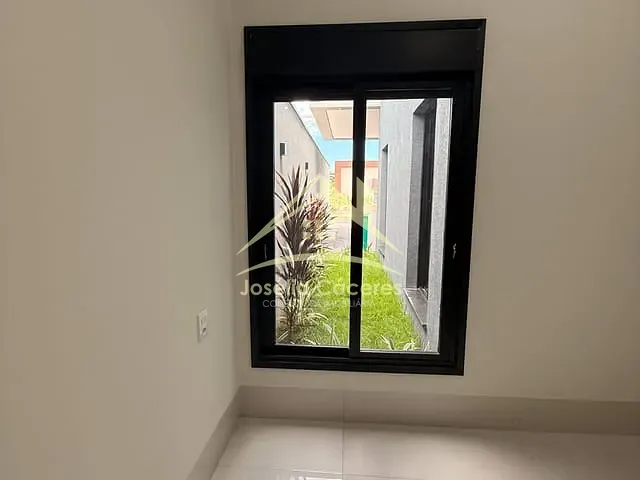 Casa com 200m² 3 quartos e 2 banheiros, à venda, no bairro avenida das torres em Cuiabá