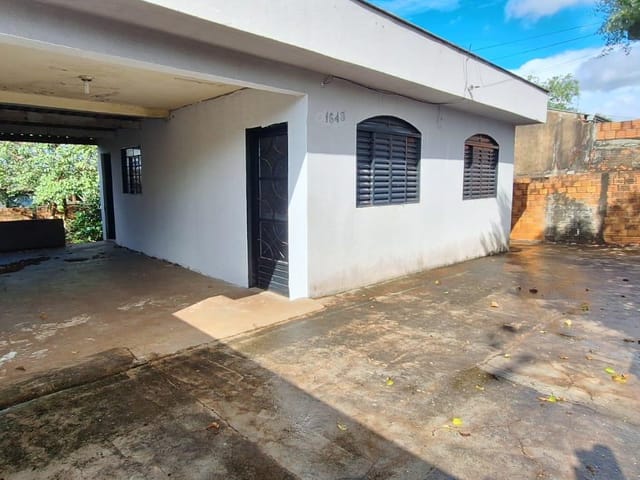 Casa 2 quartos e 1 banheiro, para alugar, no bairro Parque Residencial Ana Rosa em Cambé