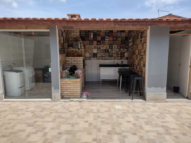 Casa com 260m² 2 quartos e 2 banheiros, à venda, no bairro Residencial Pastoreiro em Cotia